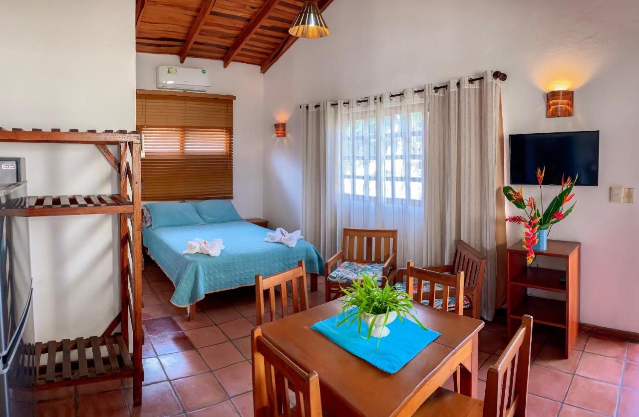 Ola Bonita Beachfront Apart Hotel Playa Hermosa  Exterior foto